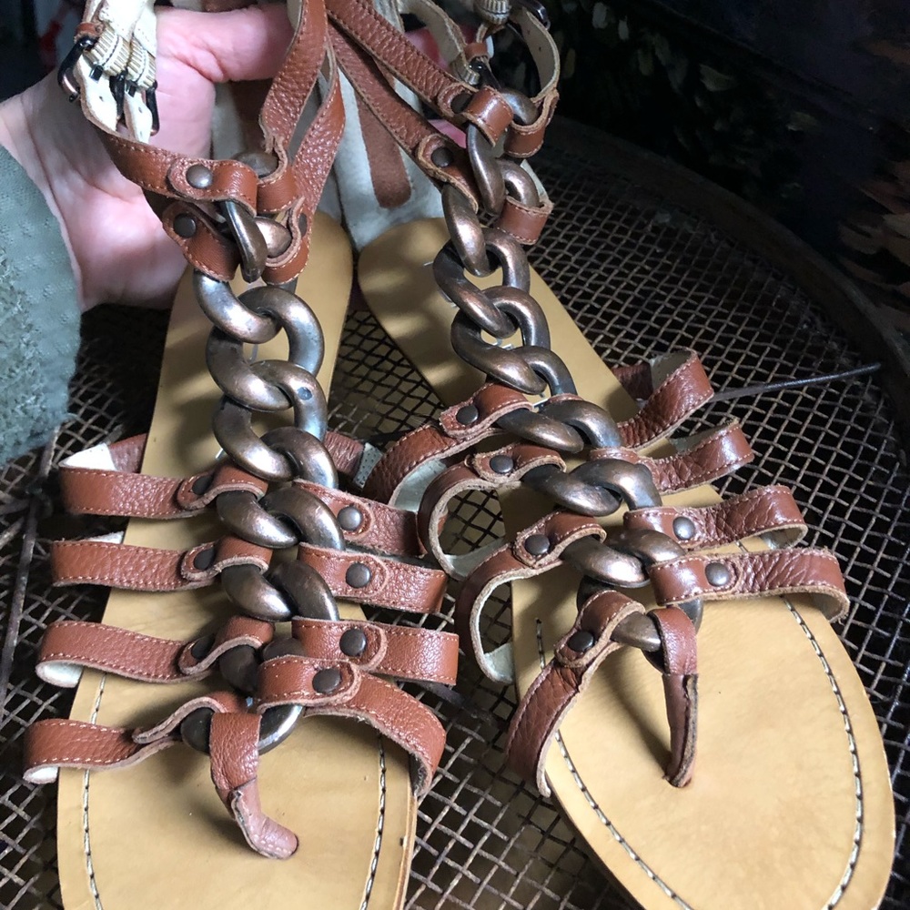 Daniblack brown gladiator sandals size 7